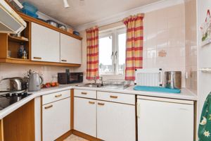 Kitchen- click for photo gallery